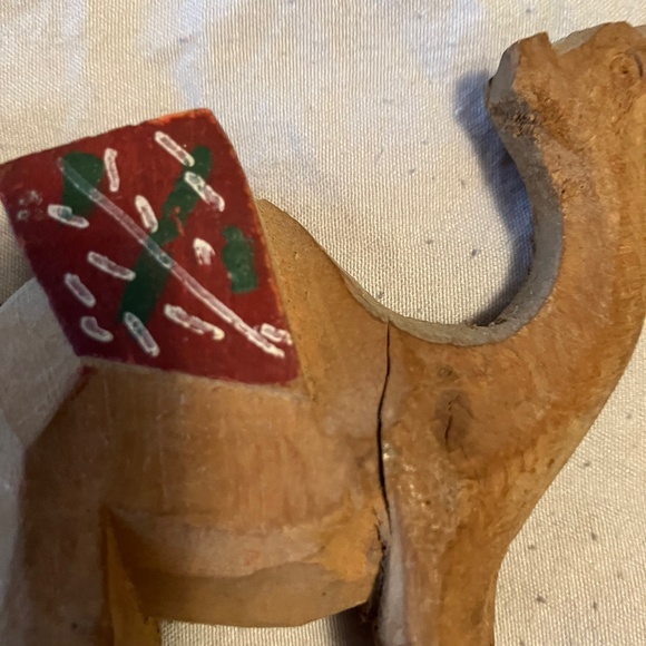 Handcarved camel train - Picture 9 of 9